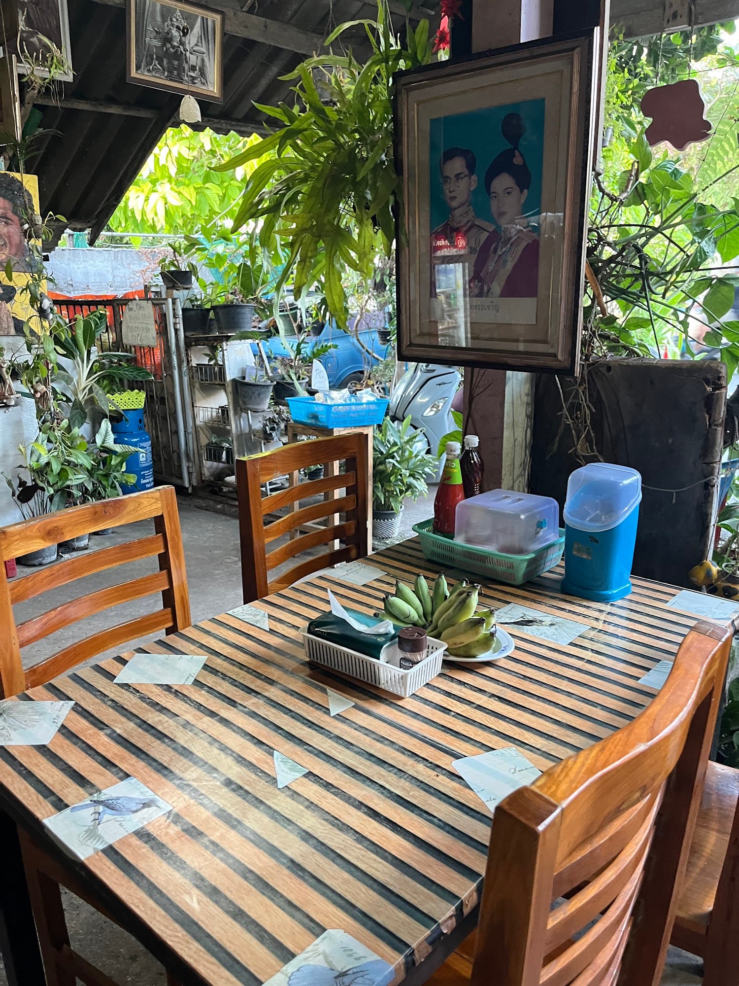 La Mama — restaurant du camp